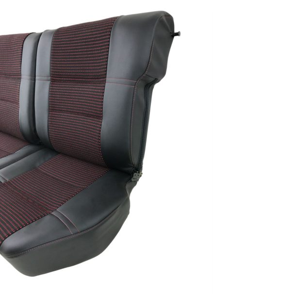 Sitzbezüge aus Schwarz Leder und roter Quartettstoff für Peugeot 205 GTI  Sitze - Top Sellerie - Top Sellerie Auto
